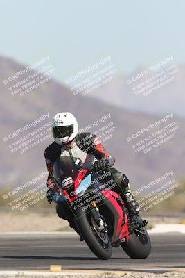 media/Oct-26-2025-Race Pace (Sun) [[c1447ca738]]/Non Verified (1st 20 Minutes of every Hour)/4-Turn 14 (1110am)/